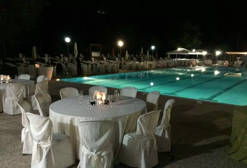 Отель Le Cupolette