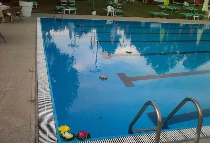 Отель Le Cupolette