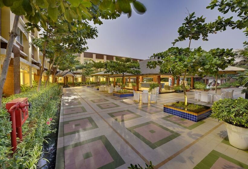 هتل Mayfair Waves