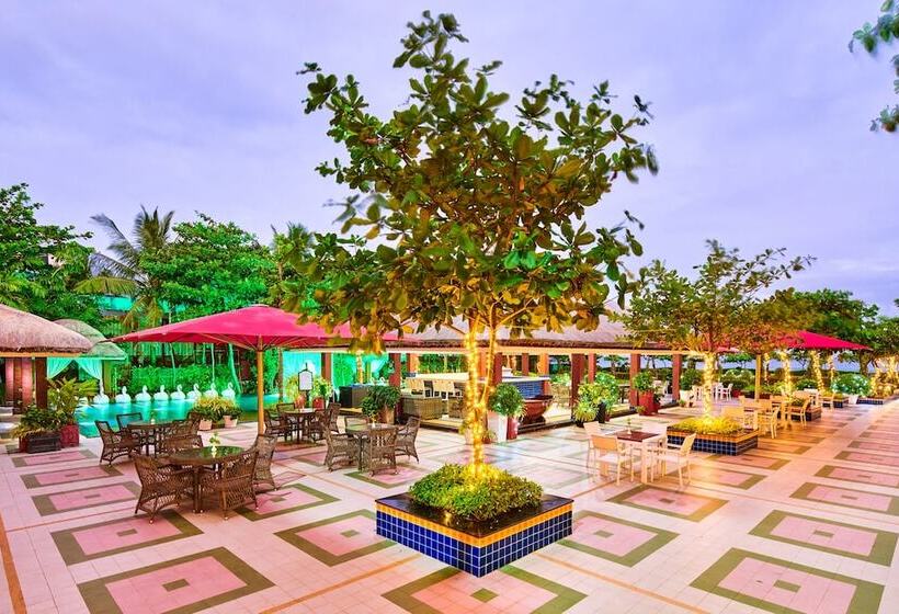 هتل Mayfair Waves