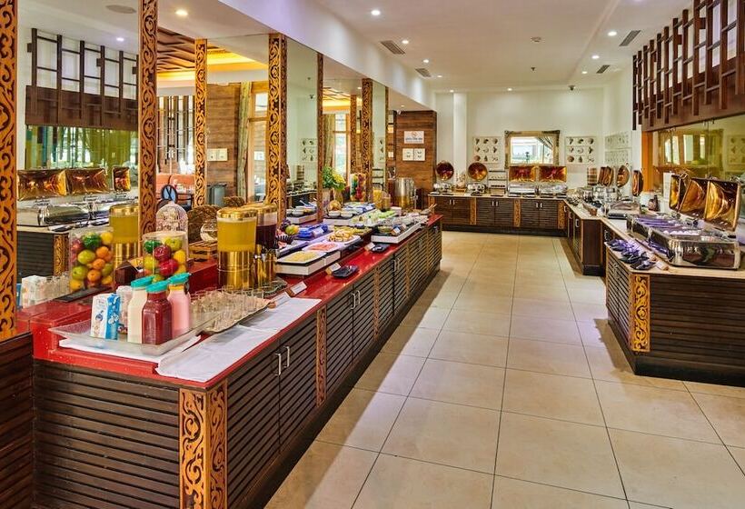 هتل Mayfair Waves