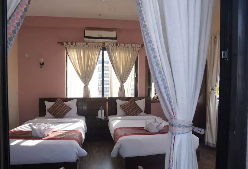 هتل Nepalaya Eco Hostel