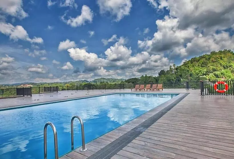 Hotel Oak Ray Regency