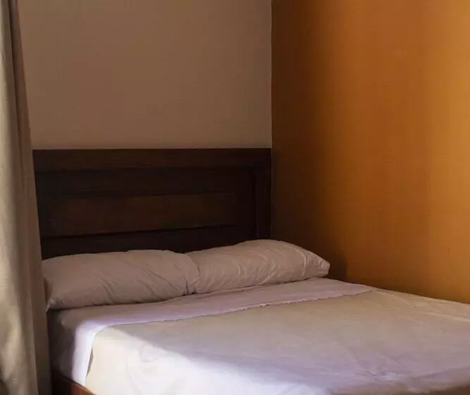 هتل Posada De La Moneda