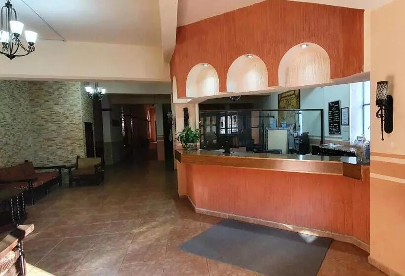 هتل Posada De La Moneda