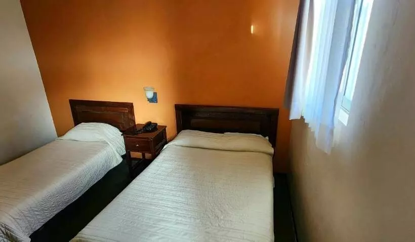 هتل Posada De La Moneda