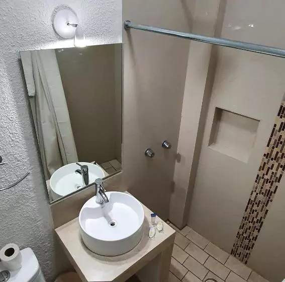 هتل Posada De La Moneda