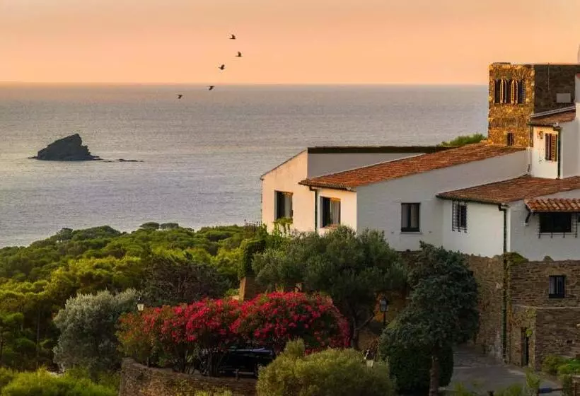 فندق Rec De Palau