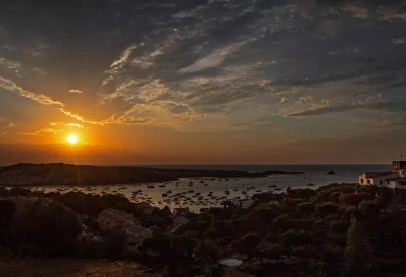 فندق Rec De Palau