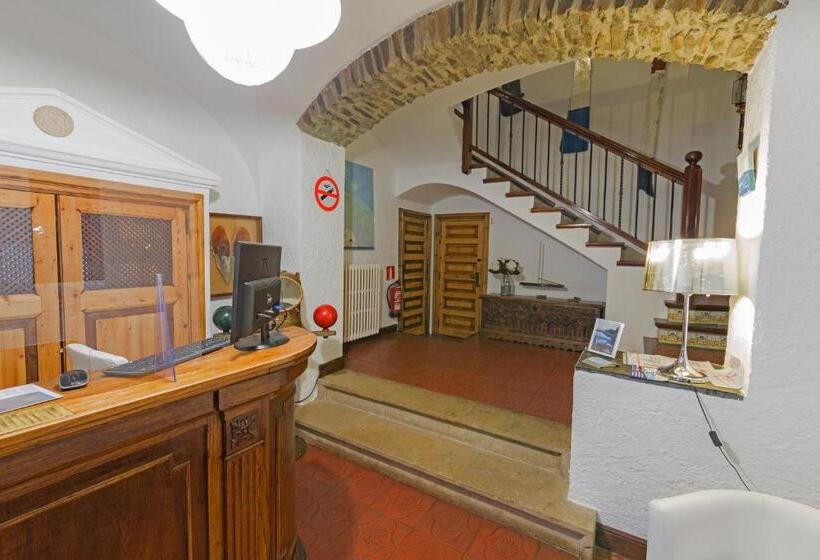 فندق Rec De Palau