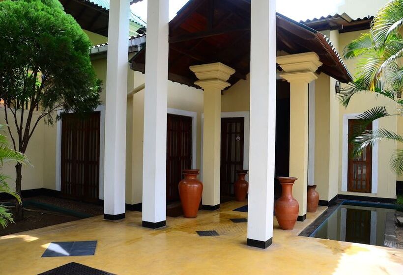 בית מלון כפרי Samorich