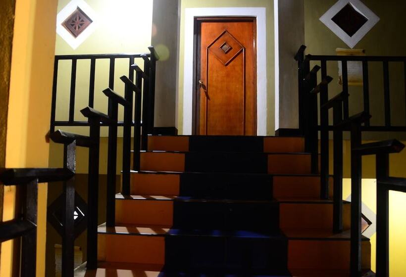 בית מלון כפרי Samorich