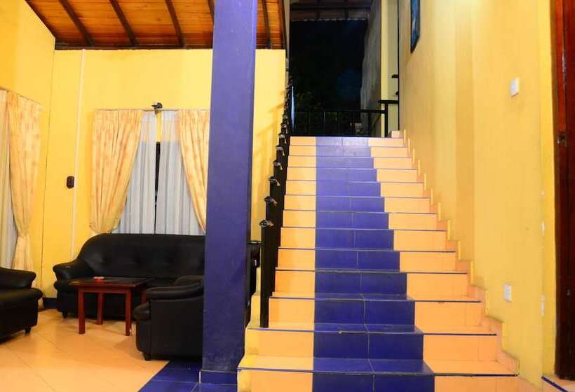 בית מלון כפרי Samorich