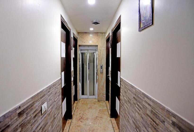 هتل Tashkent Palace   Near New Delhi Railway Station