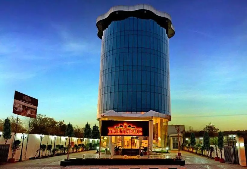 ホテル The Theme  Jaipur