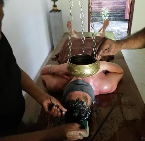 ホテル Villa Velmarie Yoga And Ayurveda House All Inclusive