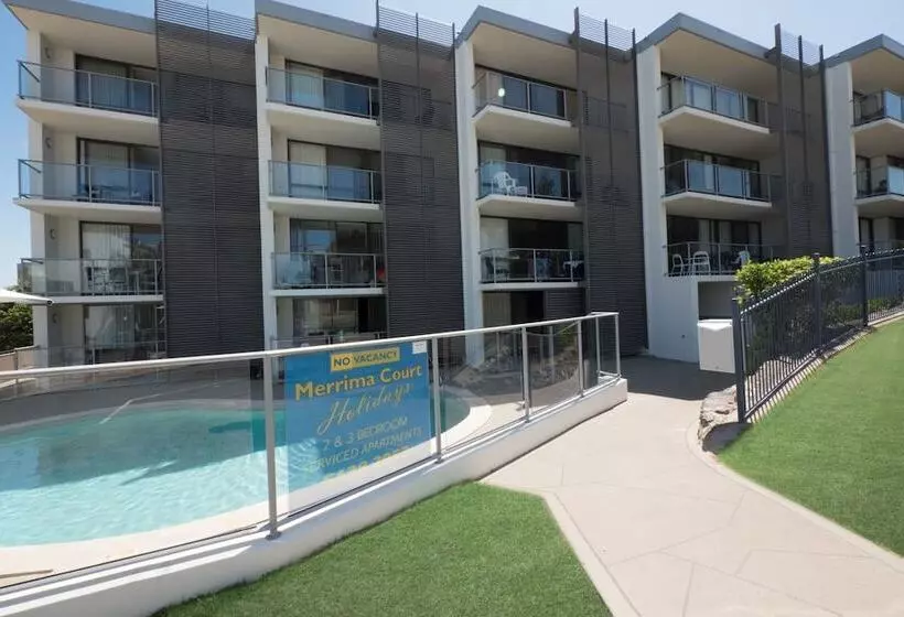 Merrima Court Holidays