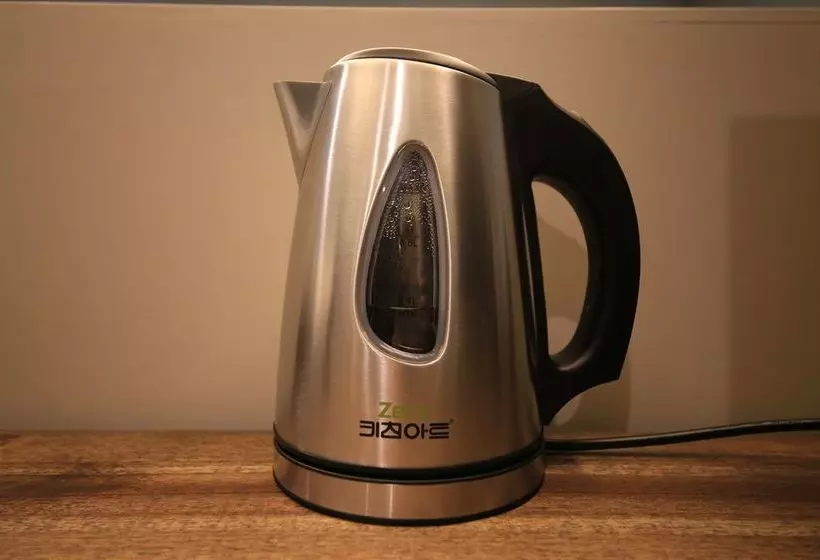 فندق على الطريق Bobos