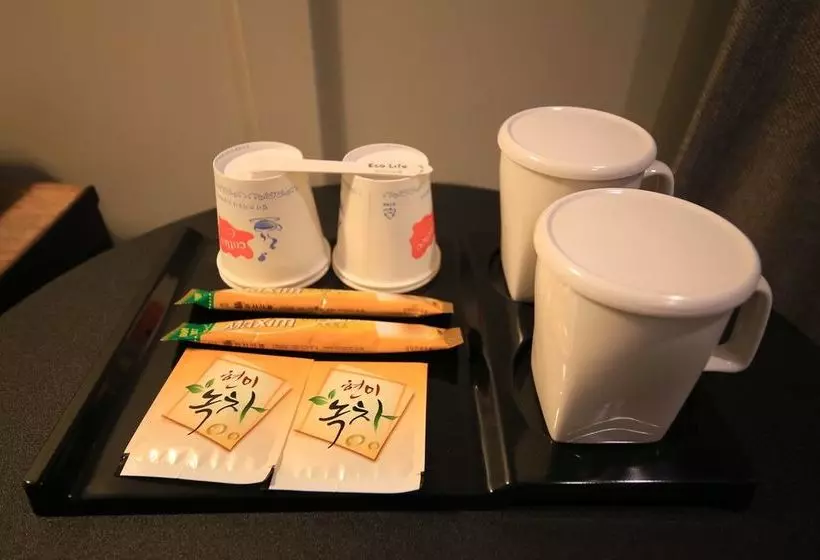 فندق على الطريق Bobos