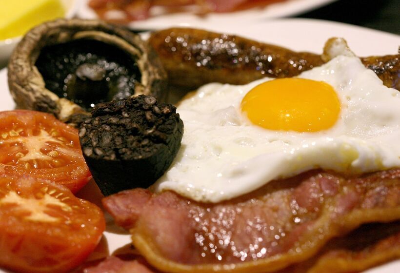 Overtown Manor Bed And Breakfast