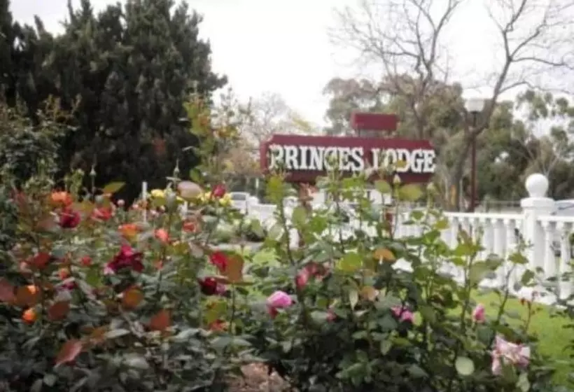 Princes Lodge Motel