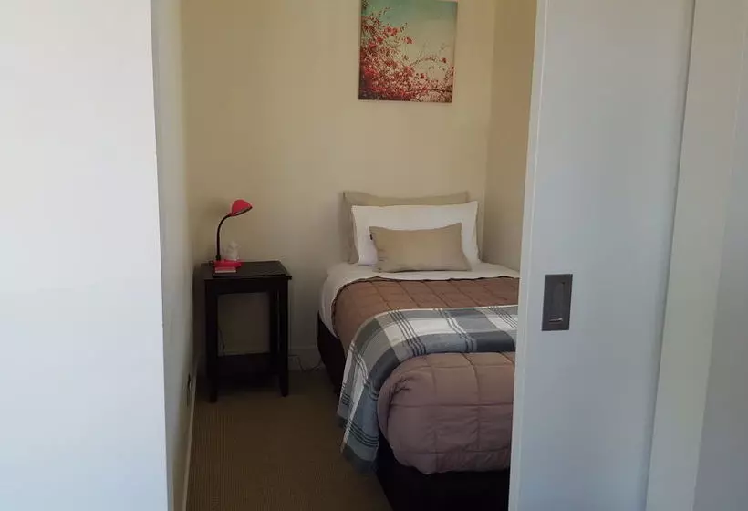 Shetland Court Apartments