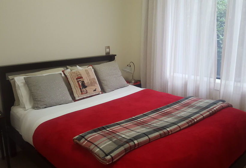 Shetland Court Apartments