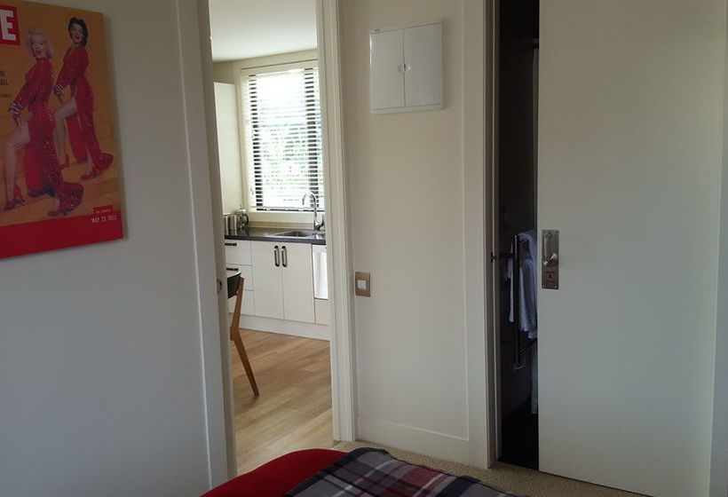 Shetland Court Apartments