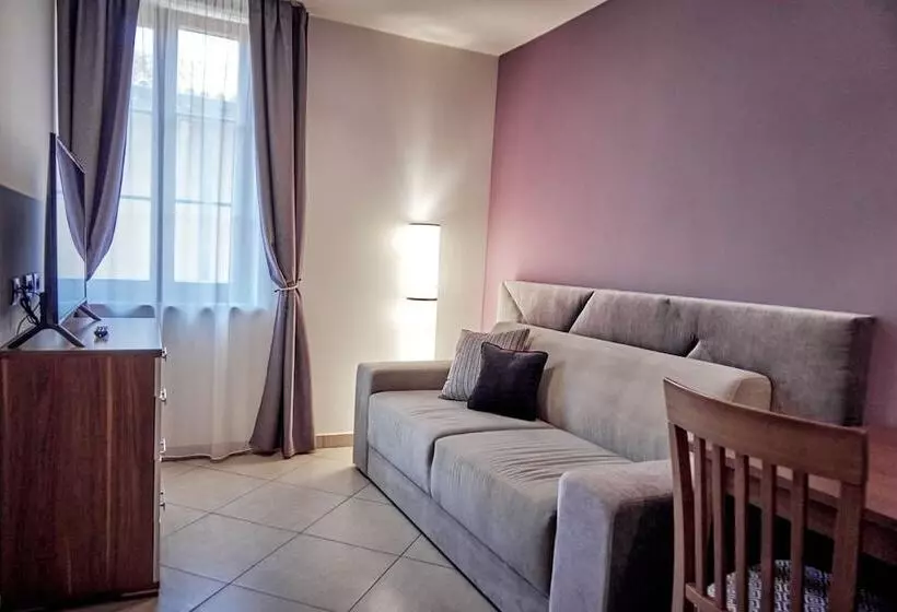 Vila Piranesi Apartments   Parking Included