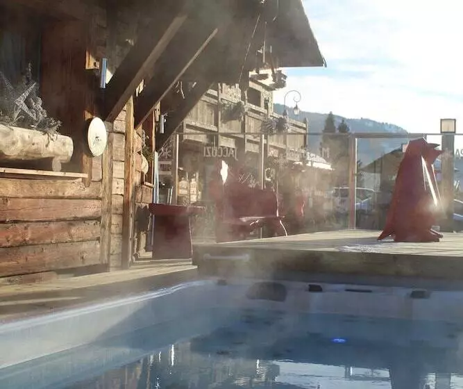 ホテル Chalet Hôtel Du Mont Charvin