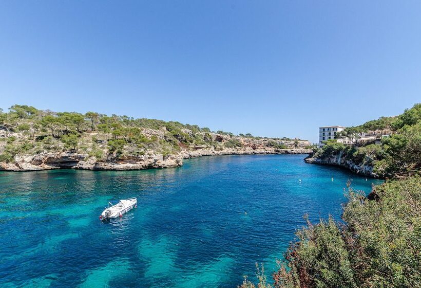 בית מלון כפרי La Marina Cala Figuera