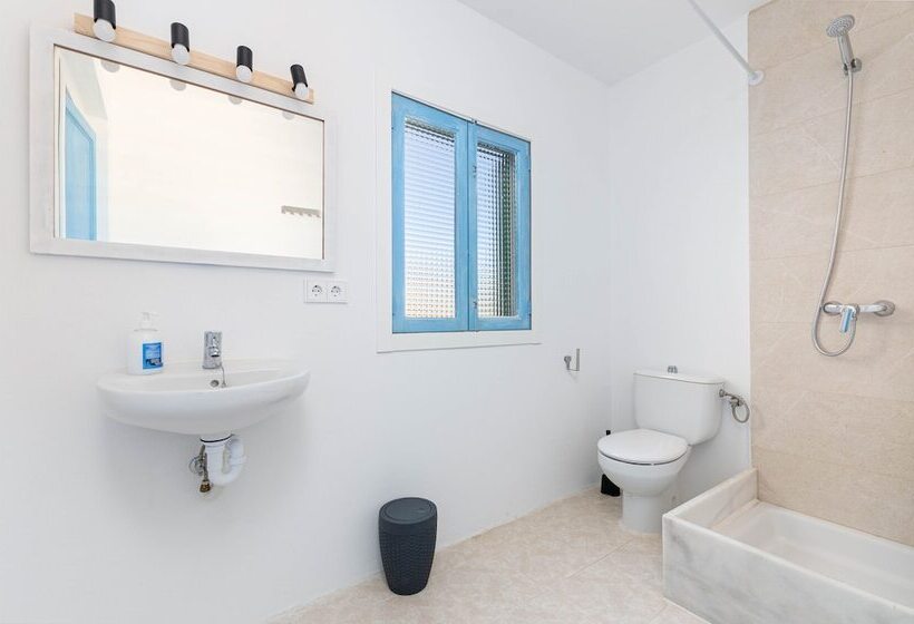 בית מלון כפרי La Marina Cala Figuera