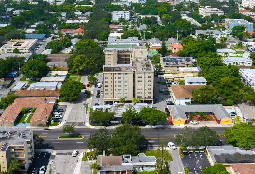 Praia Hotel Hollywood