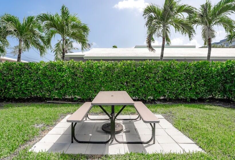 Praia Hotel Hollywood