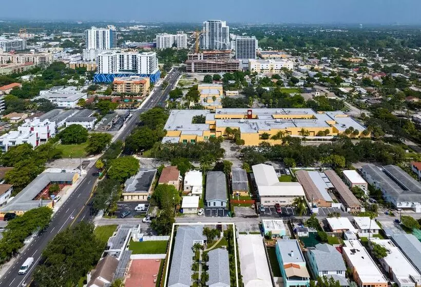 Praia Hotel Hollywood