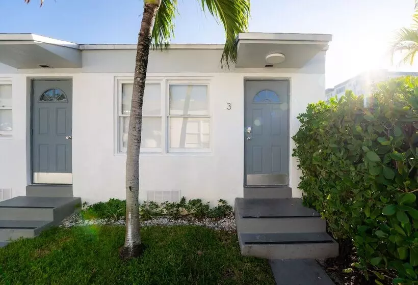 Praia Hotel Hollywood