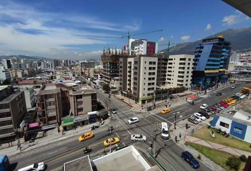 Val Hotel Santamaria Quito