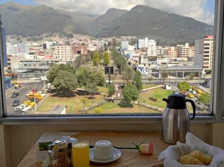 Val Hotel Santamaria Quito