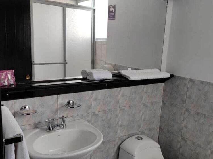 Val Hotel Santamaria Quito