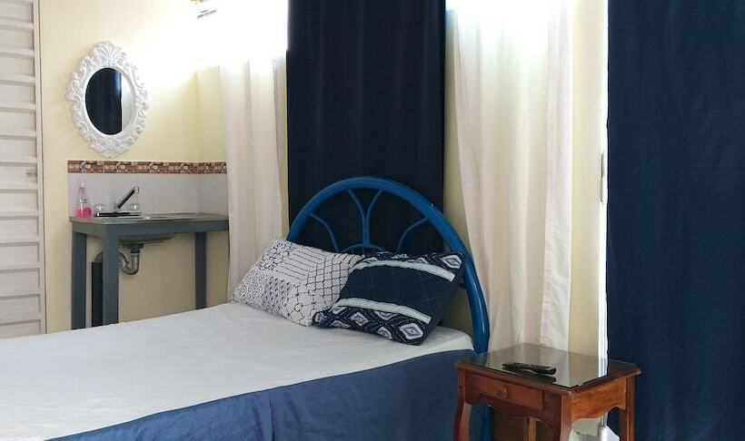 تختخواب و صبحانه Casa Saer