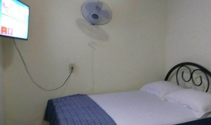 تختخواب و صبحانه Casa Saer