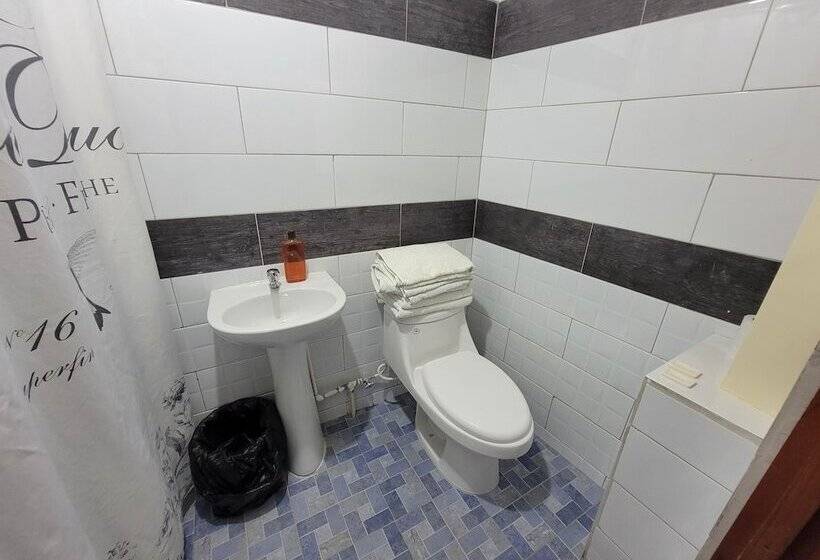 تختخواب و صبحانه Casa Saer