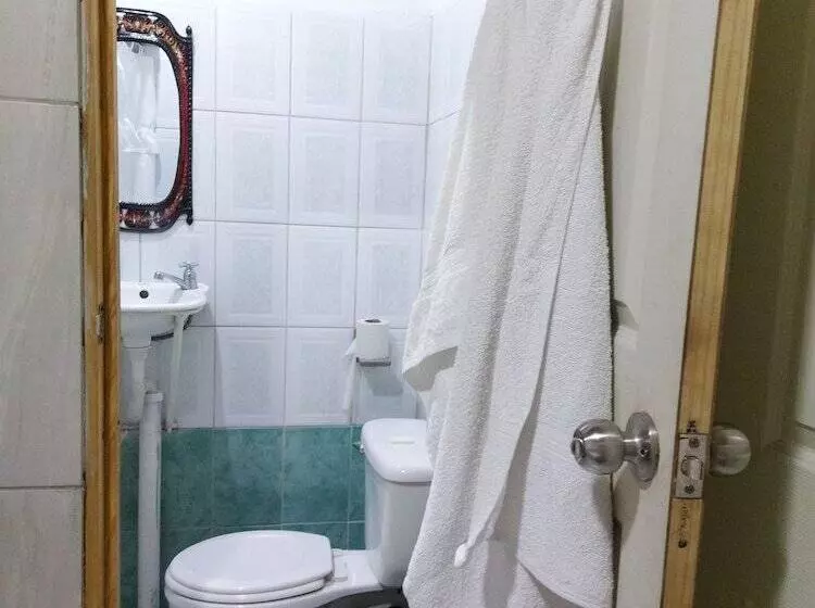 تختخواب و صبحانه Casa Saer