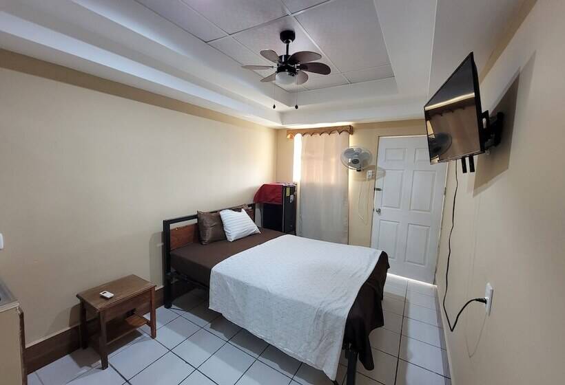 تختخواب و صبحانه Casa Saer