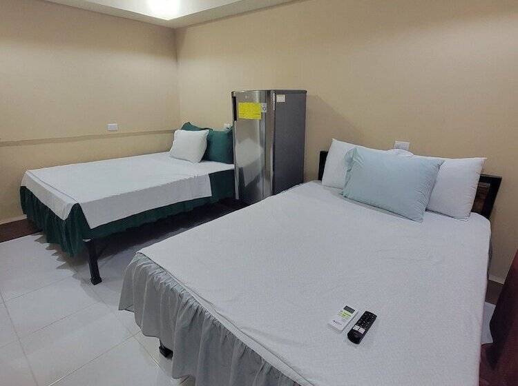 تختخواب و صبحانه Casa Saer