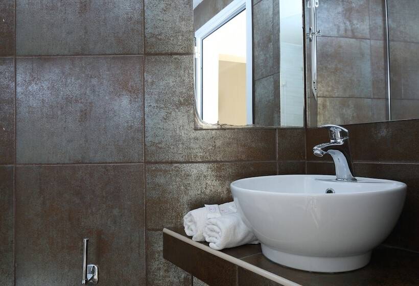 Cosman Hotel Apartments