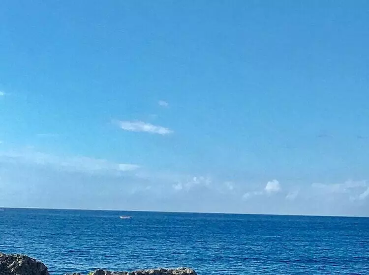 هتل Coral Seas Cliff