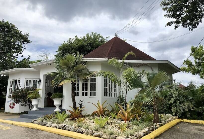 هتل Coral Seas Cliff