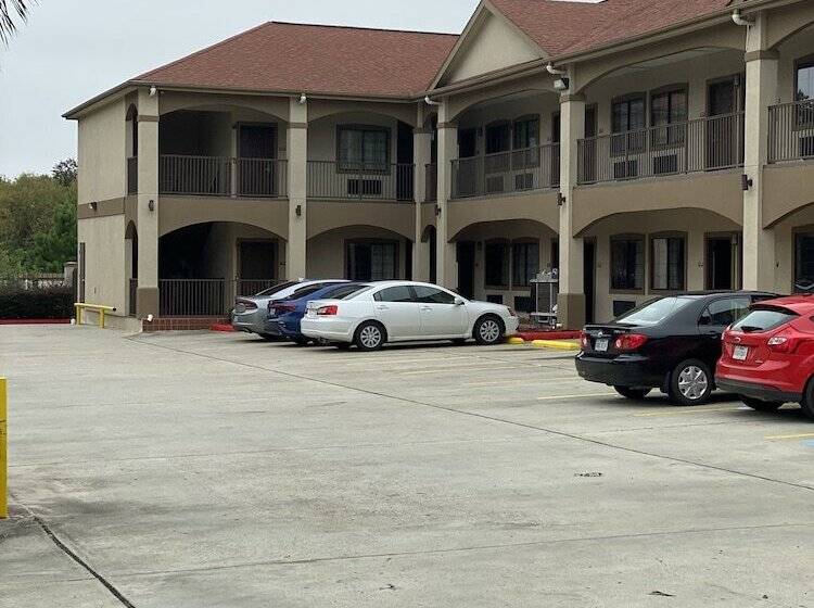 فندق على الطريق Lotus Inn