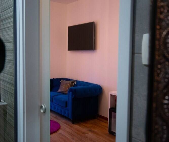 پانسیون Center Luxury Rooms 2